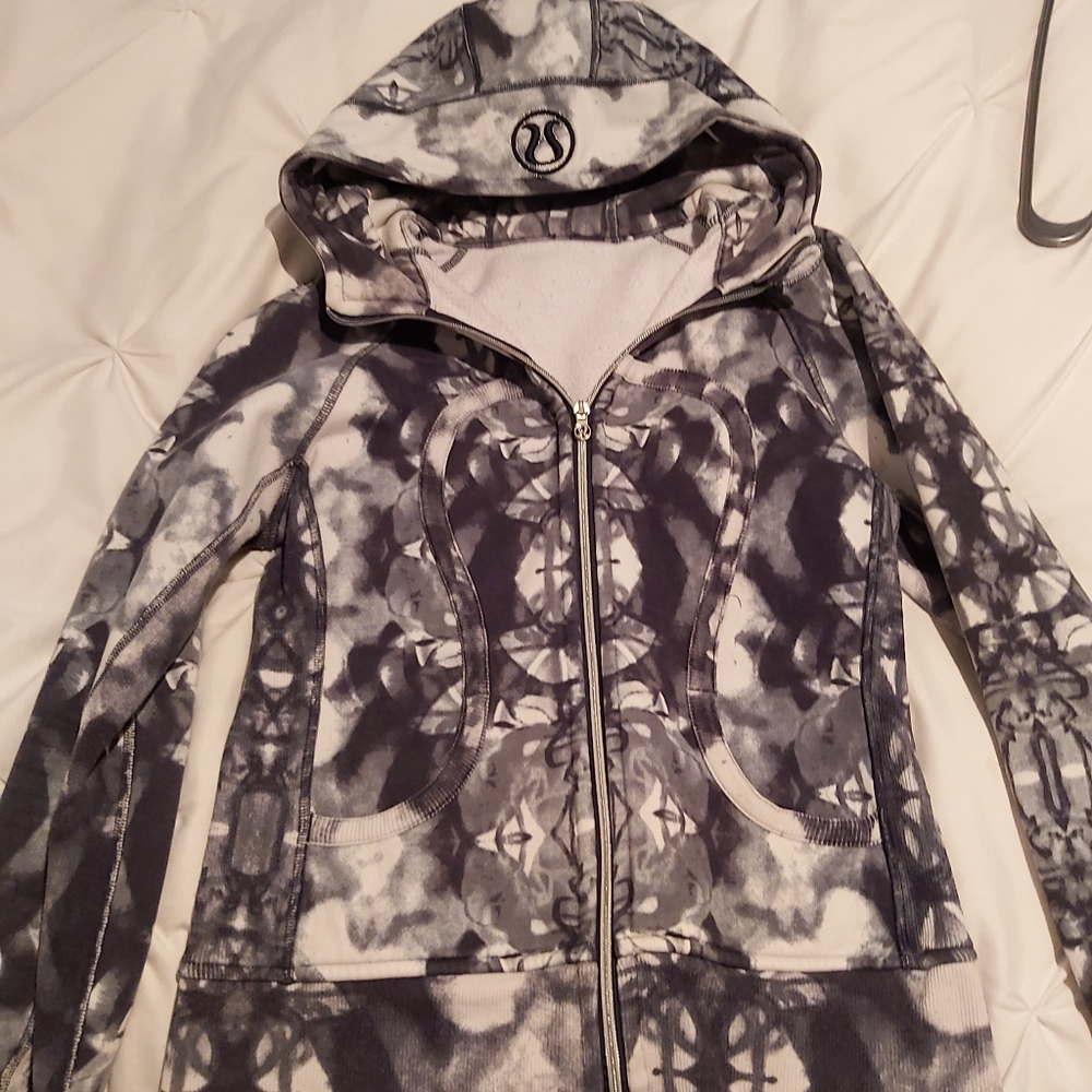 Lululemon Scuba hoodie